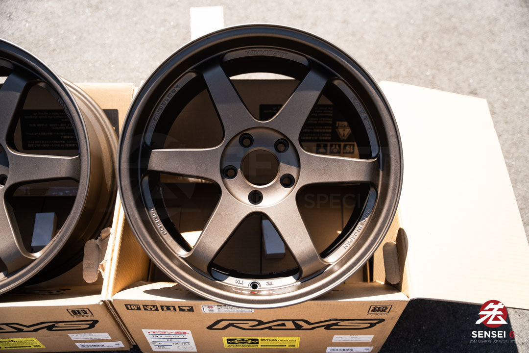 Volk TE37SL / 19x9.5 +21、19x11 +34 / 5x120 / ダイヤモンドシルバー(DS)