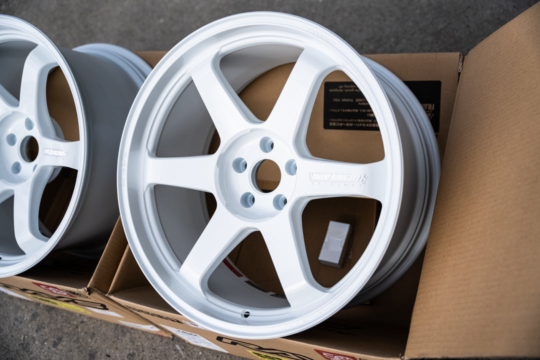 Volk TE37 Ultra M-Spec / 20x10 +15, 20x11 +15 / 5x112 / Blanco Dash