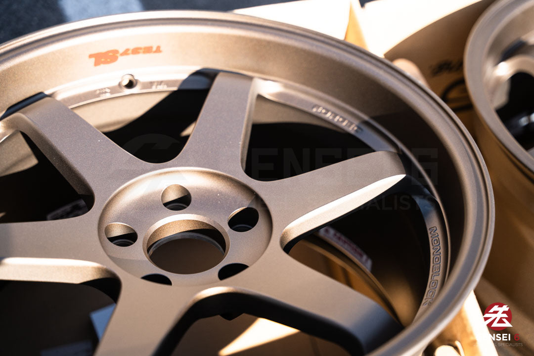 Volk TE37SL / 19x9.5 +21、19x11 +34 / 5x120 / ダイヤモンドシルバー(DS)