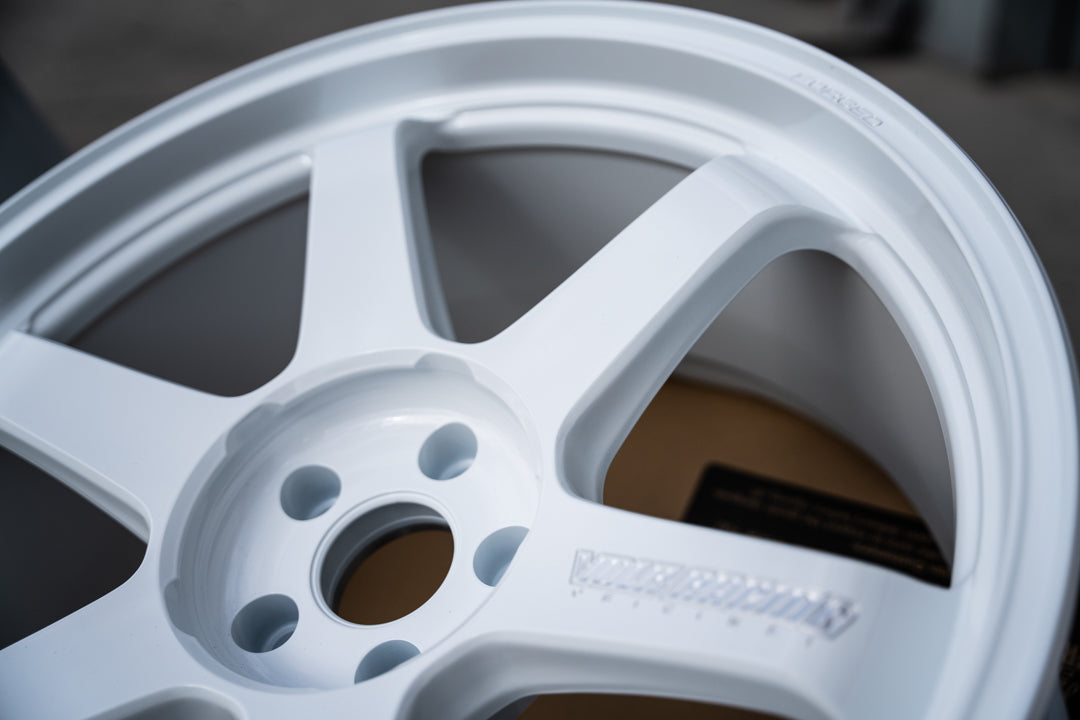 Volk TE37 Ultra M-Spec / 20x10 +15, 20x11 +15 / 5x112 / Blanco Dash