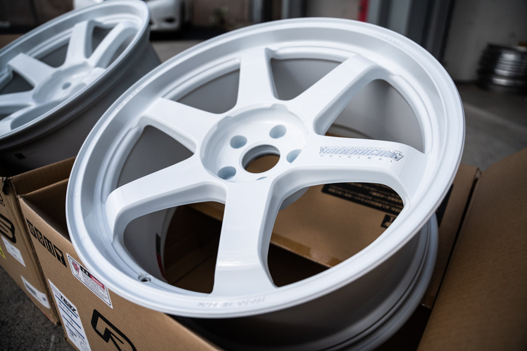 Volk TE37 Ultra M-Spec / 20x10 +15, 20x11 +15 / 5x112 / Blanco Dash