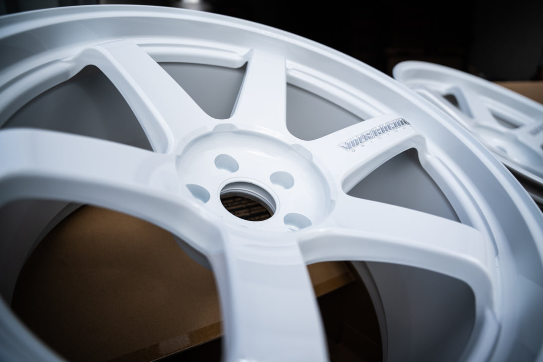 Volk TE37 Ultra M-Spec / 20x10 +15, 20x11 +15 / 5x112 / Blanco Dash