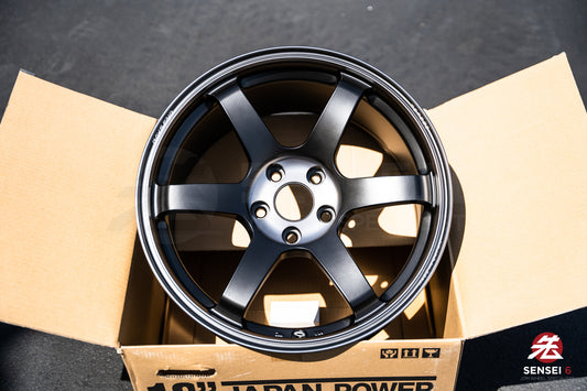 Volk TE37 サガ SL Mスペック / 18x9.5 +39 / 5x114.3 / プレスドブラック