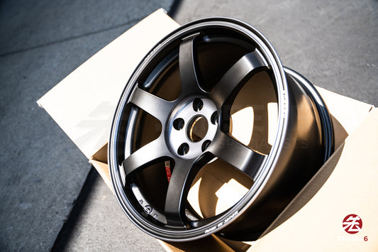 Volk TE37 サガ SL Mスペック / 18x9.5 +39 / 5x114.3 / プレスドブラック