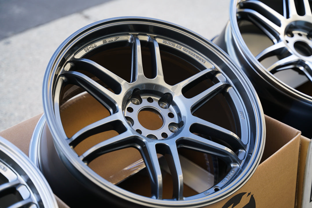 AME Tracer TM02 / 18x9.5 +38 / 5x114.3 / Gun Black