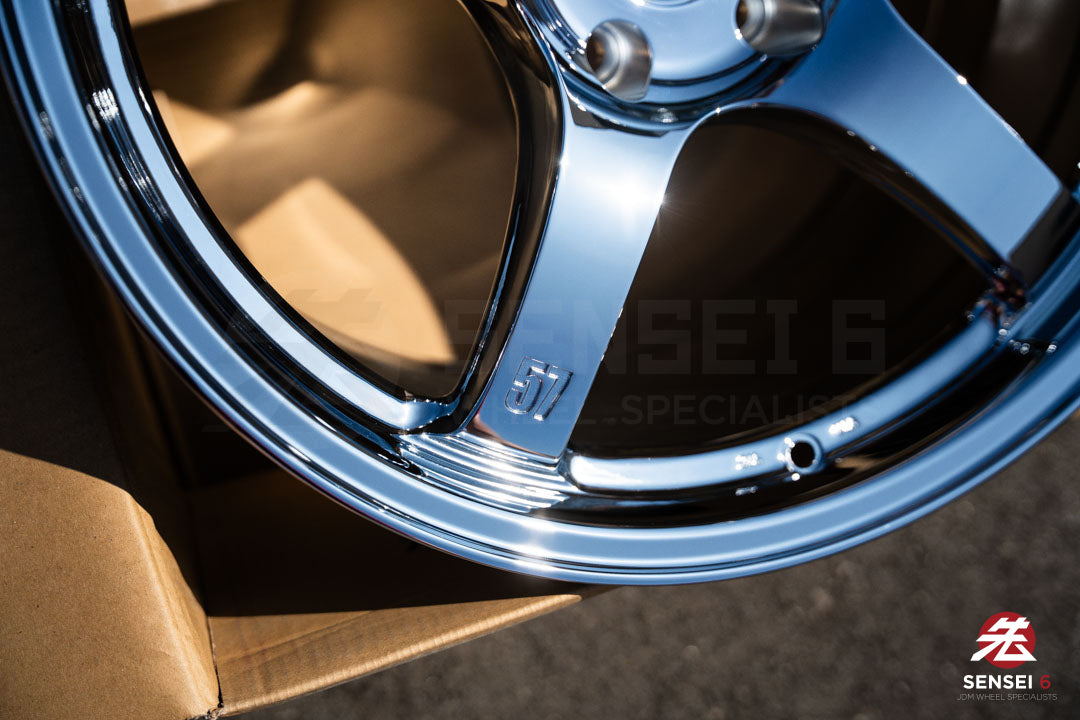 Luces Gram 57CR / 18x9.5 +22 / 5x114.3 / Cromadas