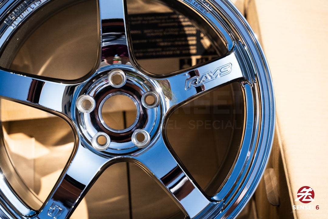 Luces Gram 57CR / 18x9.5 +22 / 5x114.3 / Cromadas