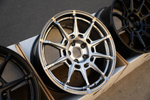 Load image into Gallery viewer, AME Galerna Refino / 18x9.5 +38 / 5x114.3 / Hyper Silver