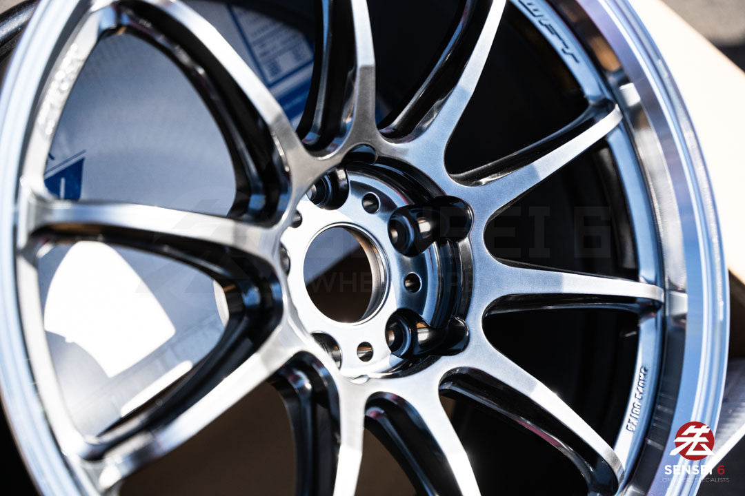 Work Emotion ZR10 1P / 18x9.5 +22 / 5x114.3 / Glim Black Diamond Cut Rim (GTKRC)