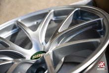 Cargar imagen en el visor de la galería, BBS RI-A / 18x10.5 +22 / 5x120 / Plata Diamante