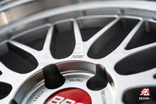 Cargar imagen en el visor de la galería, BBS LM / 20x9.5 +30 / 5x114.3 / Plata Diamante
