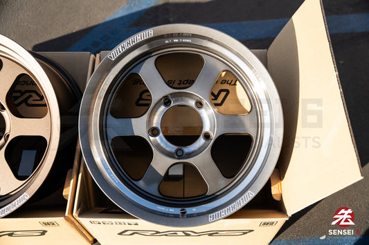 Volk TE37XT SL M-Spec / 18x9.5 +0 / 5x150 / プレスドグラファイト