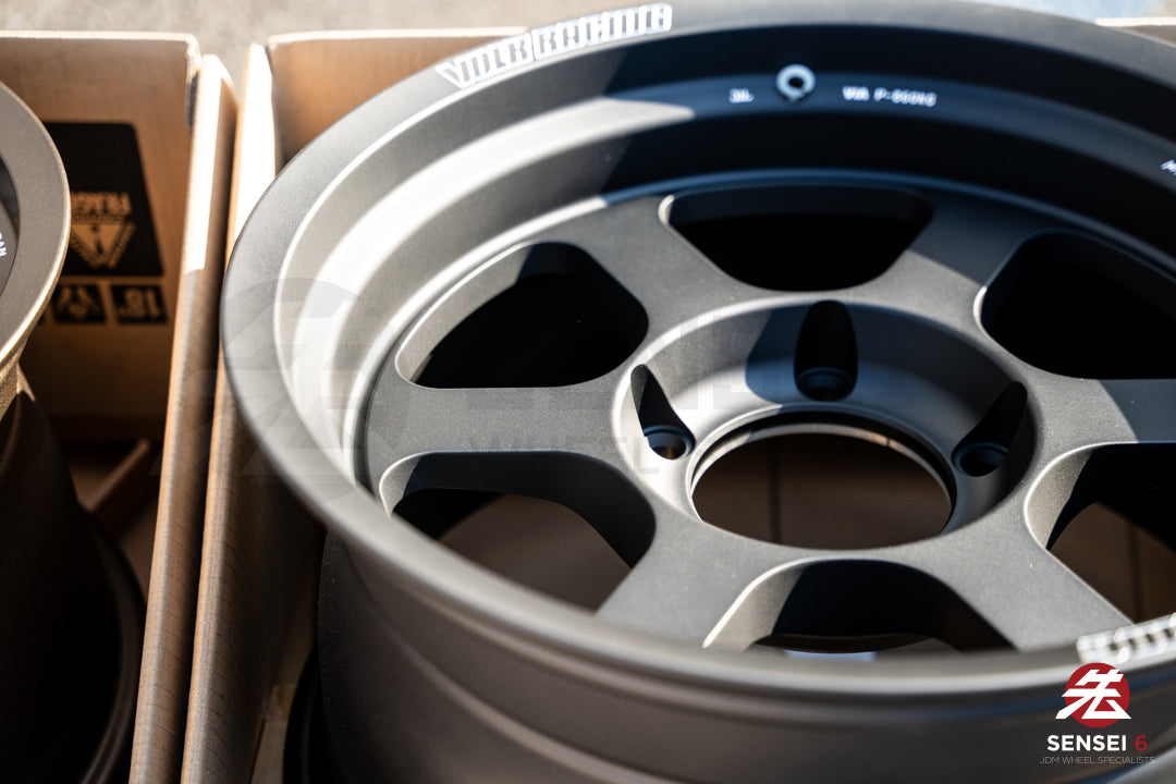 Volk TE37XT M-Spec / 18x9.5 +0 / 5x150 / Blast Black (BC)
