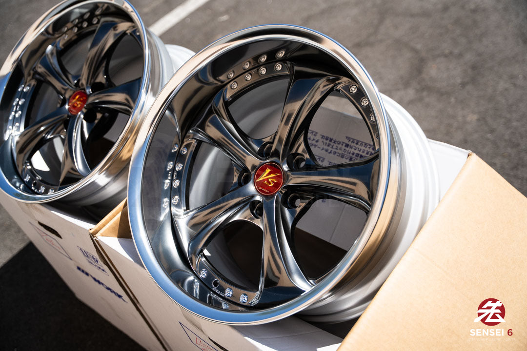 ワーク VSKF# / 18x9.5 +14、18x10.5 +15 / 5x114.3 / ライトグレーシルバー
