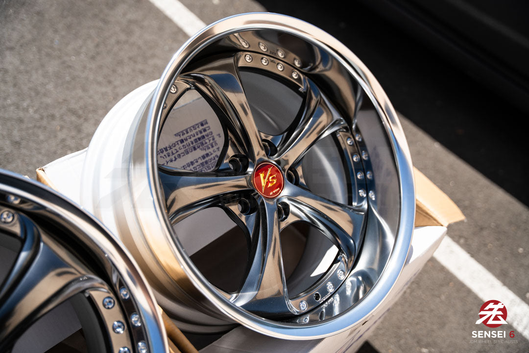ワーク VSKF# / 18x9.5 +14、18x10.5 +15 / 5x114.3 / ライトグレーシルバー