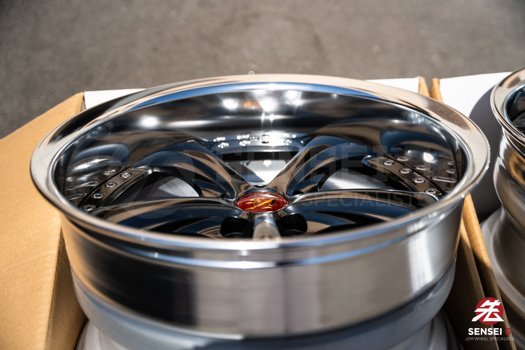 ワーク VSKF# / 18x9.5 +14、18x10.5 +15 / 5x114.3 / ライトグレーシルバー