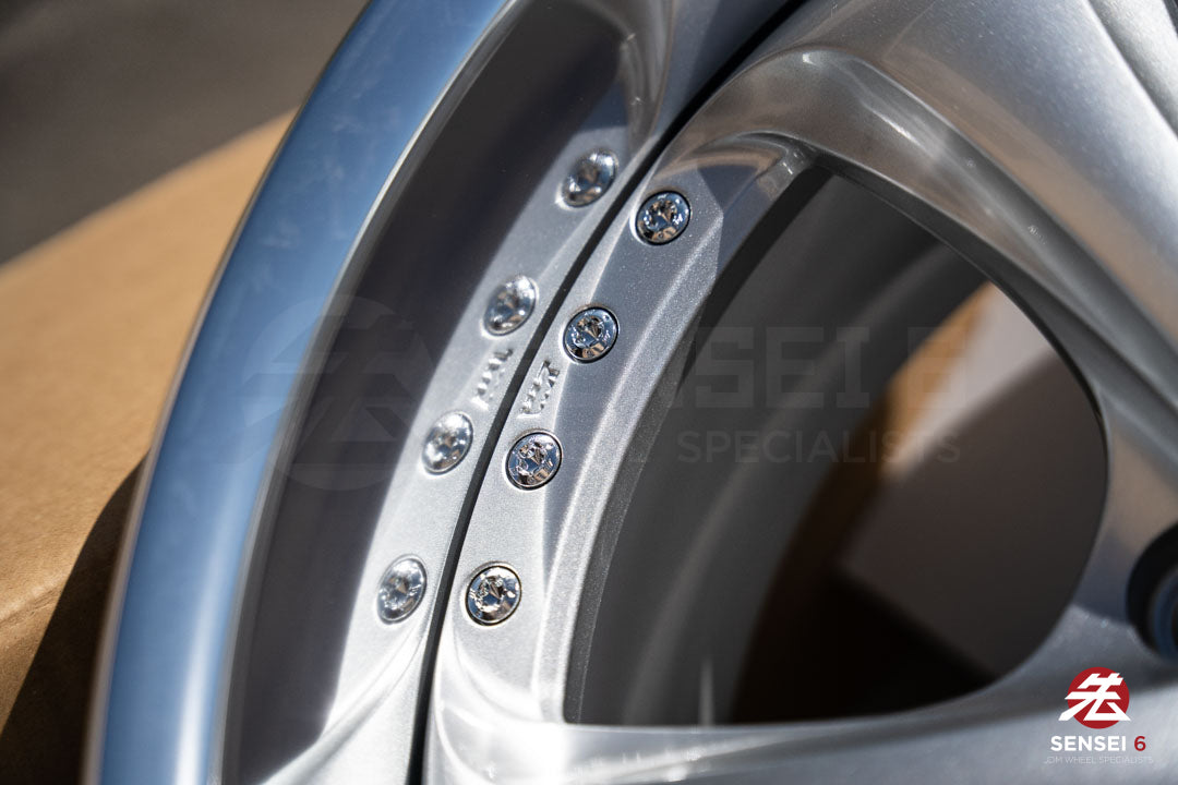 Work VSKF# / 18x9.5 +9 / 5x114.3 / Light Gray Silver (LGS)