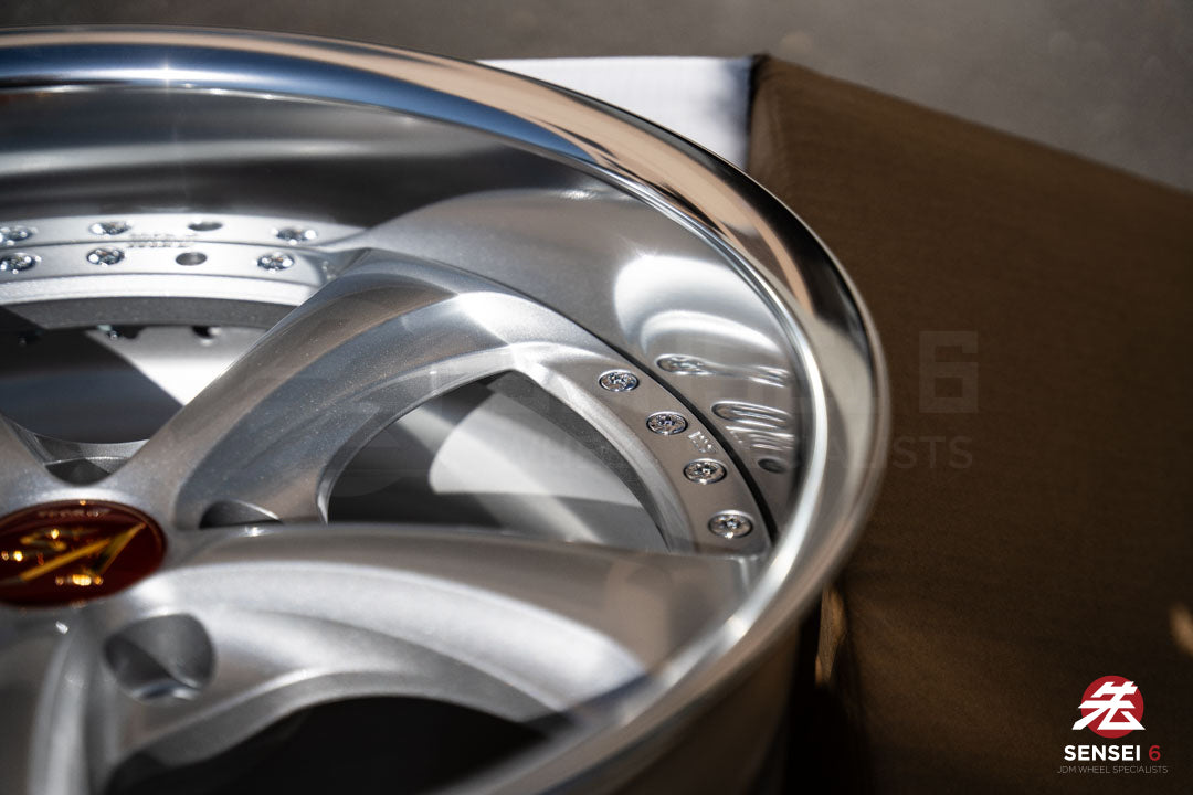 Work VSKF# / 18x9.5 +9 / 5x114.3 / Light Gray Silver (LGS)