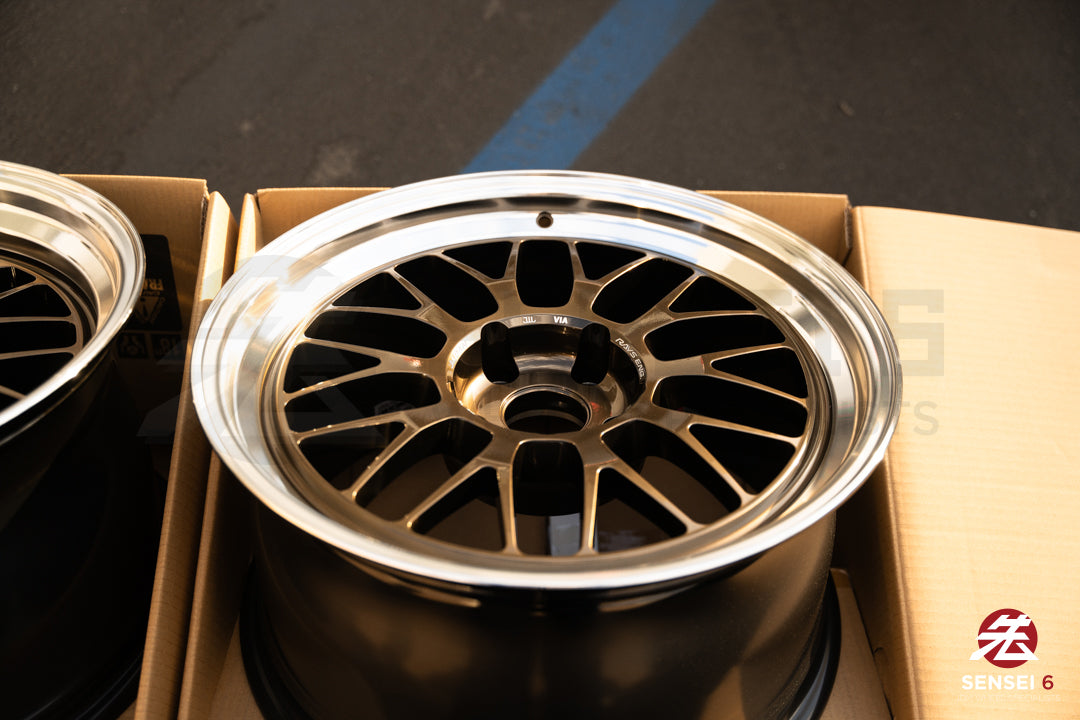 Volk 21A Spec-SR / 18x9.5 +22, 18x10.5 +22 / 5x120 / Shining Bronze Metal Rim DC (SR)