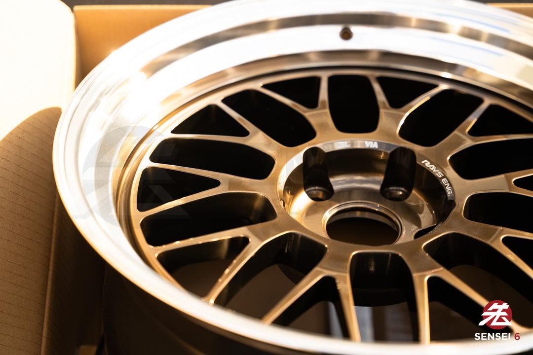 Volk 21A Spec-SR / 18x9.5 +22, 18x10.5 +22 / 5x120 / Shining Bronze Metal Rim DC (SR)