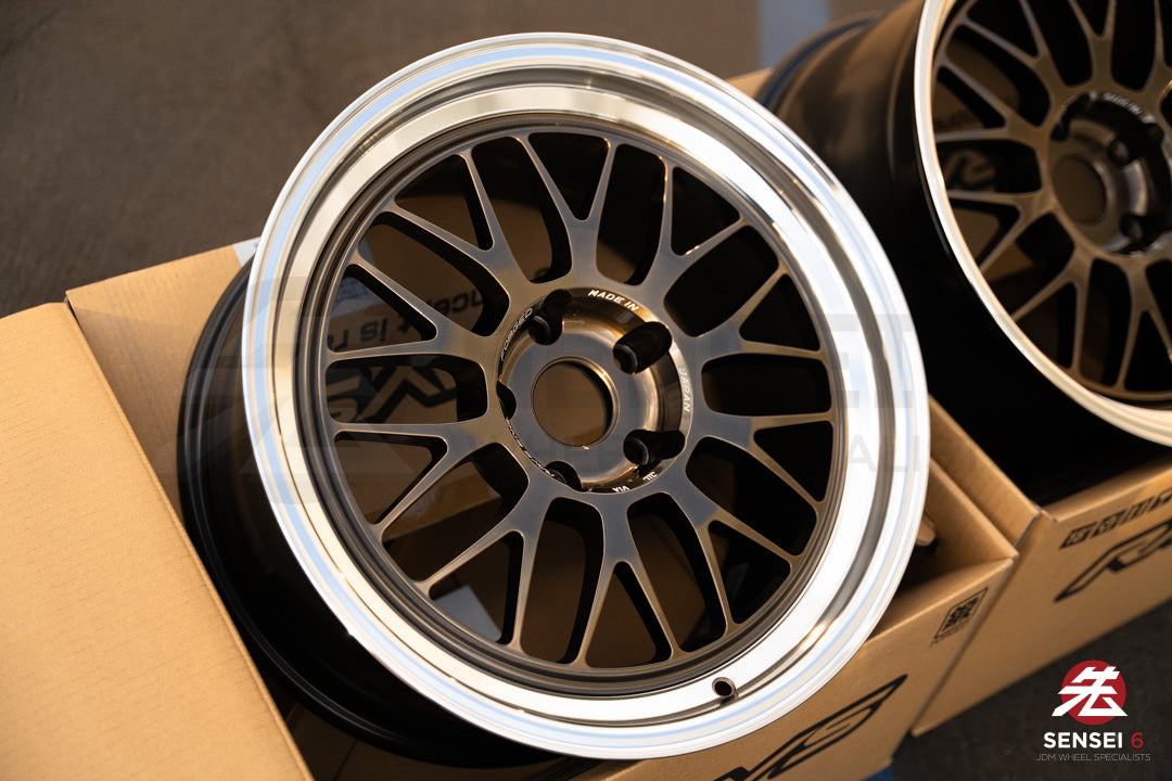 Volk 21A Spec-SR / 18x9.5 +22, 18x10.5 +22 / 5x120 / Shining Bronze Metal Rim DC (SR)