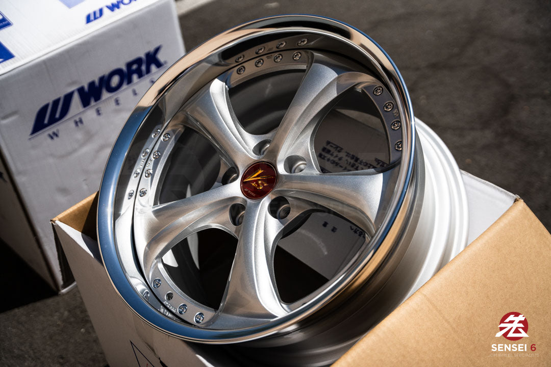 Trabajo VSKF# / 18x9.5 +14, 18x10.5 +15 / 5x114.3 / Gris claro plateado