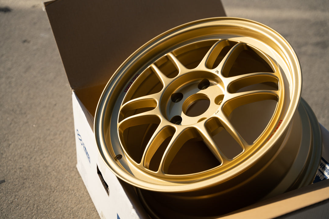 エンケイ RPF1 / 17x8 +45 / 5x114.3 / ゴールド