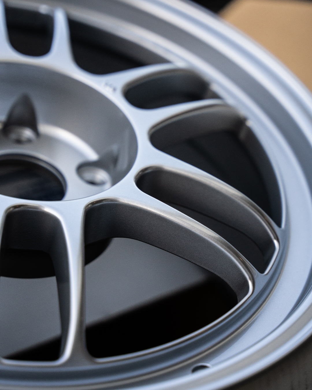 エンケイ RPF1 / 17x8 +35 / 5x114.3 / F1 シルバー
