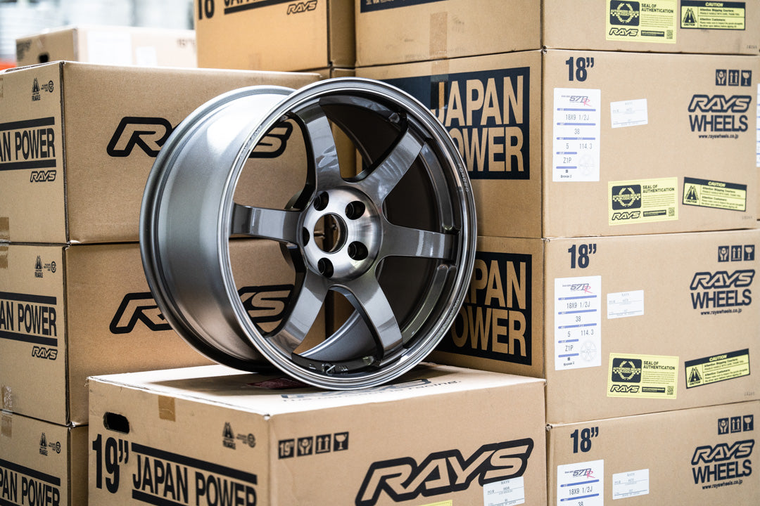 Volk TE37 Saga SL / 18x9.5 +22 / 5x114.3 / Pressed Graphite (PG)