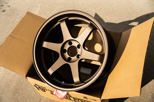 Volk TE37SL / 19x9.5 +22、19x10.5 +22 / 5x114.3 / ブラストブロンズ