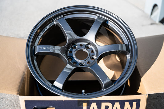 グラムライツ 57DR / 18x9.5 +38 / 5x114.3 / HS ガンメタリック