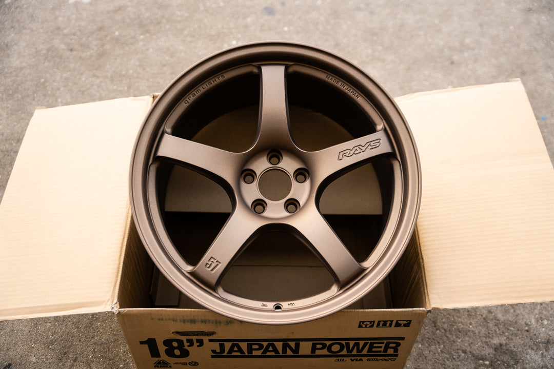 Luces Gram 57CR / 18x9.5 +38 / 5x114.3 / Bronce II