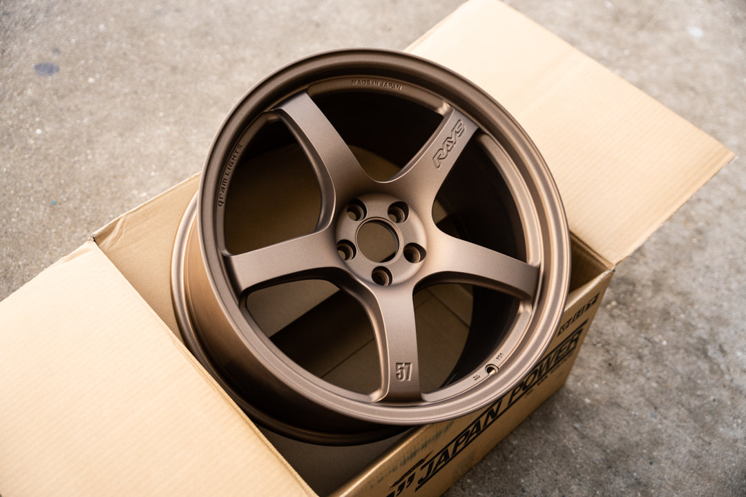 Luces Gram 57CR / 18x9.5 +38 / 5x114.3 / Bronce II