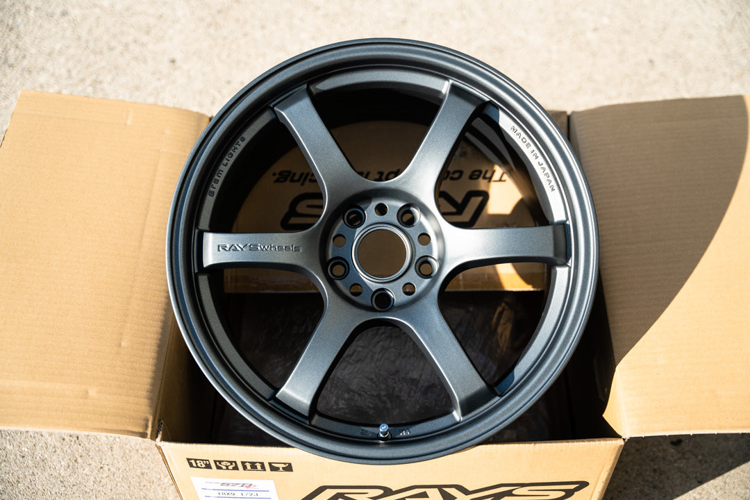 グラムライツ 57DR / 18x9.5 +38 / 5x114.3 / ガンブルーII