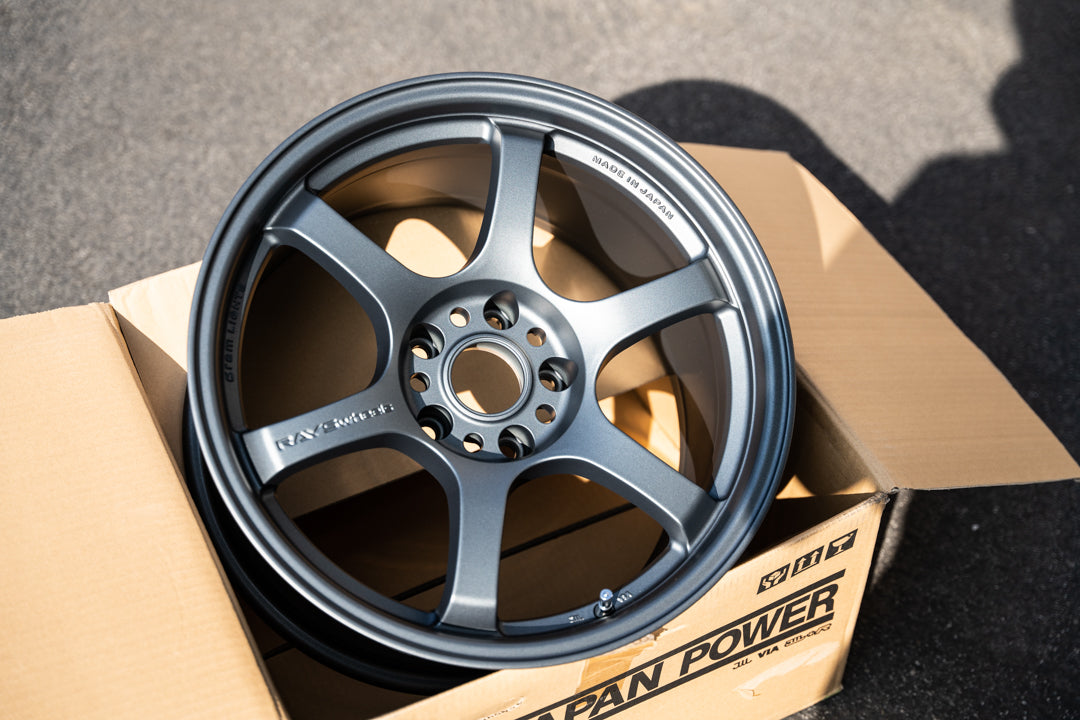 Linternas Gram 57DR / 17x9 +12 / 5x114.3 / Azul pistola II