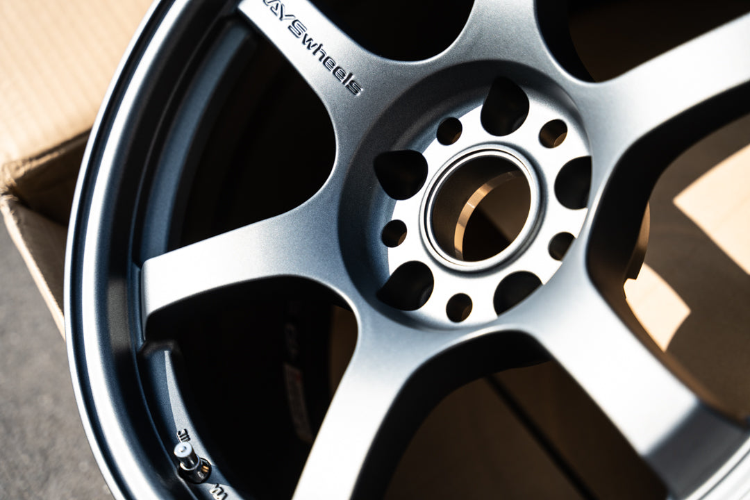 Linternas Gram 57DR / 17x9 +12 / 5x114.3 / Azul pistola II