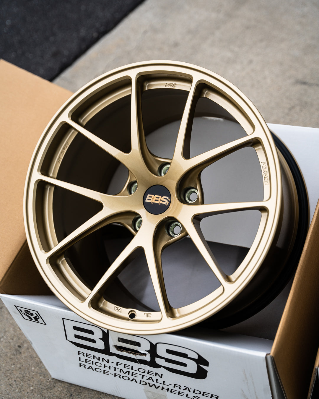 BBS RI-A / 18x10 +25 / 5x120 / Gold