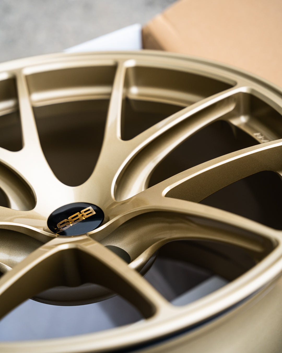 BBS RI-A / 18x10 +25 / 5x120 / Gold