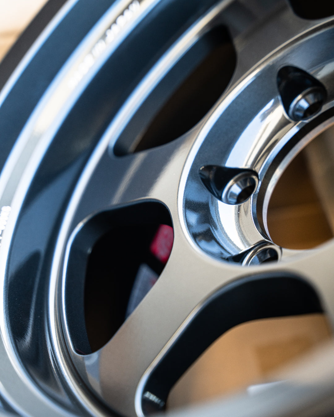 Volk TE37XT M-Spec / 17x8.5-10 / 6x139.7 / Negro diamante