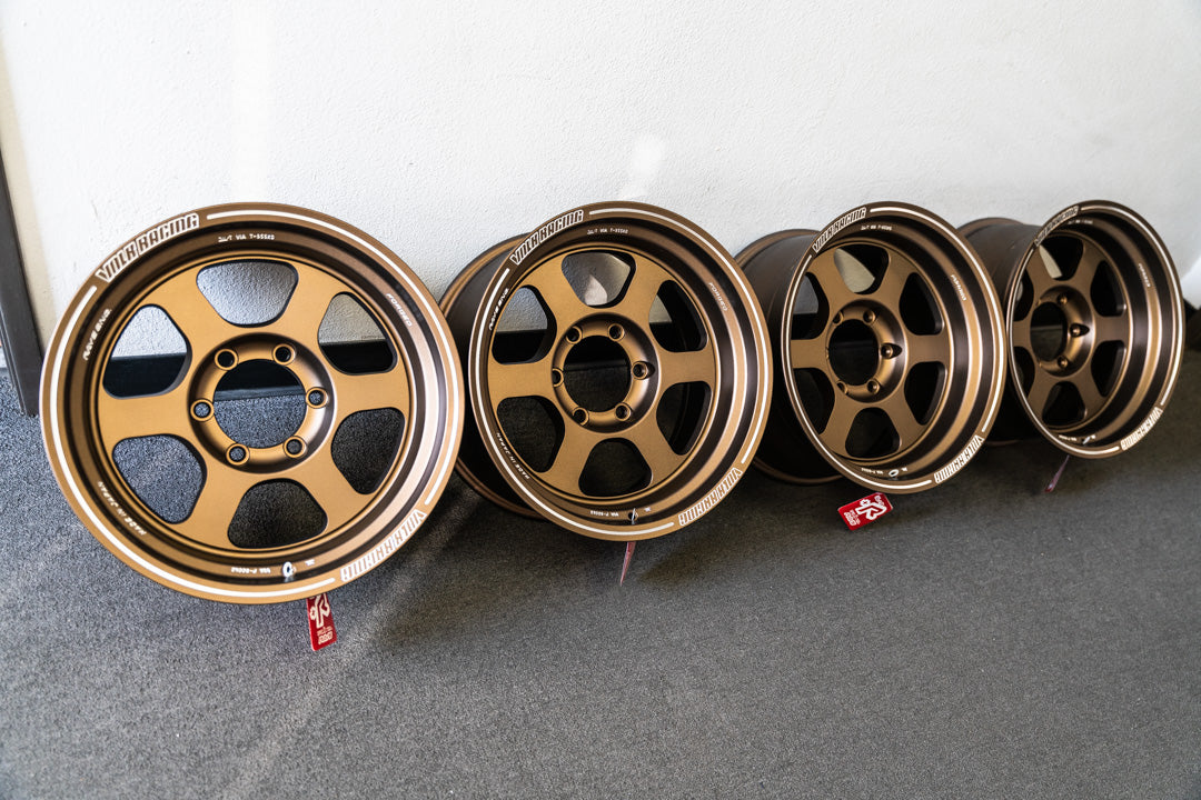 Volk TE37XT / 17x8.5 -10 / 6x139.7 / OG Bronze (BR)