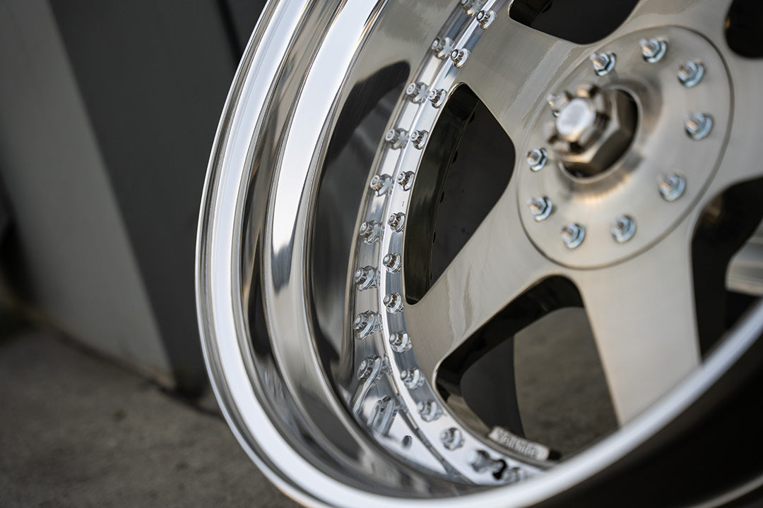 ヴェルサイド アンドリューV 18インチ 18インチ ヴェイルサイド アンドリューV [リバースリップ]（中古