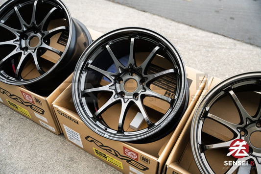Volk CE28N-Plus / 18x9.5 +22 / 5x114.3 / Diamond Dark Gunmetal (MM)