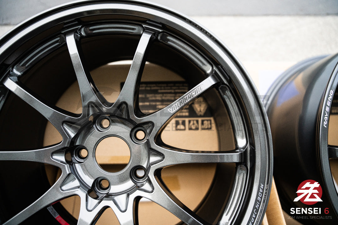 Volk CE28N-Plus / 18x9.5 +38 / 5x114.3 / ダイヤモンドダークガンメタル