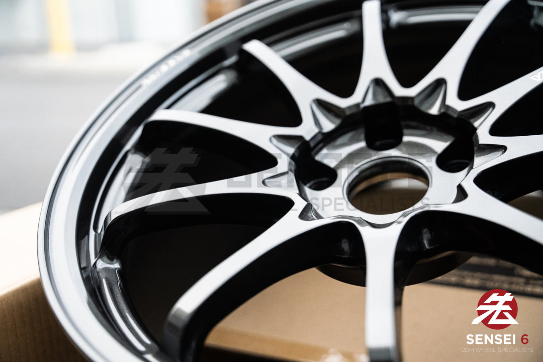 Volk CE28N-Plus / 18x9.5 +38 / 5x114.3 / ダイヤモンドダークガンメタル