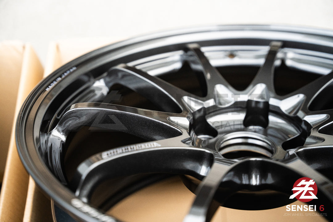 Volk CE28N-Plus / 18x9.5 +38 / 5x114.3 / ダイヤモンドダークガンメタル