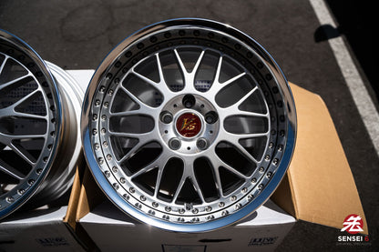 ワーク VSKF# / 18x9.5 +14、18x10.5 +15 / 5x114.3 / ライトグレーシルバー