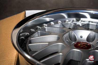 ワーク VSKF# / 18x9.5 +14、18x10.5 +15 / 5x114.3 / ライトグレーシルバー