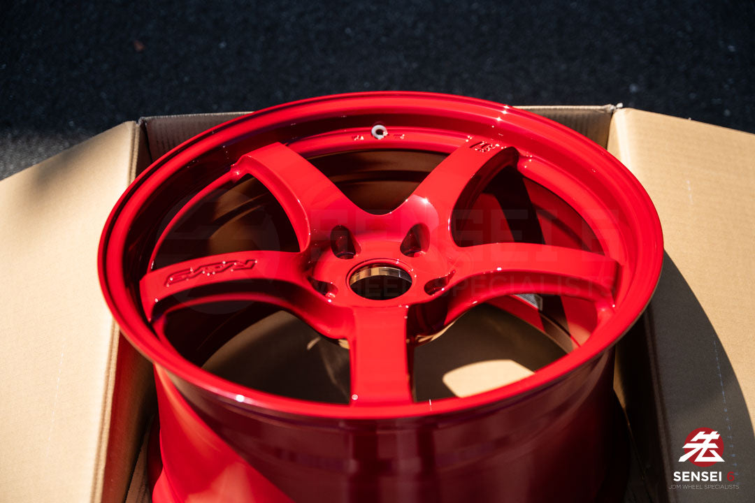 Gram Lights 57CR / 18x9.5 +38 / 5x114.3 / Milano Red (MRP)