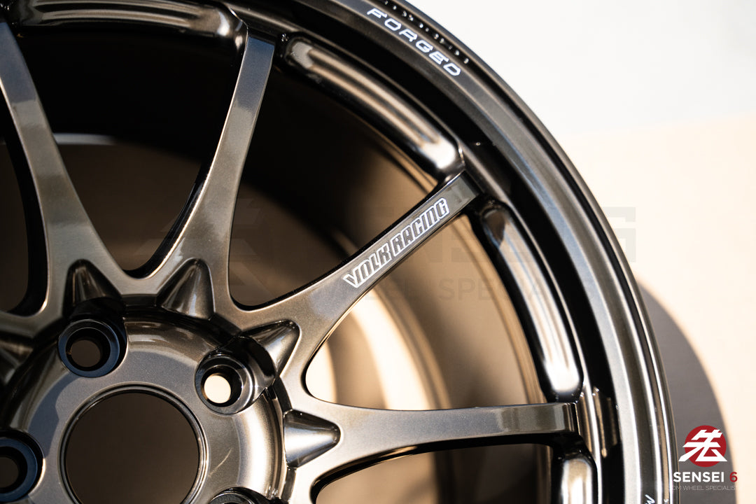 Volk CE28N-Plus / 18x9.5 +38 / 5x114.3 / Shining Bronze Metal (SZ)