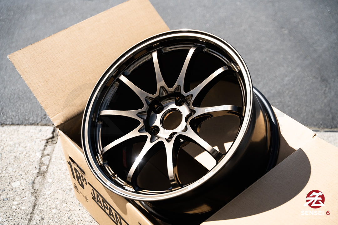 Volk CE28N-Plus / 18x9.5 +38 / 5x114.3 / Shining Bronze Metal (SZ)